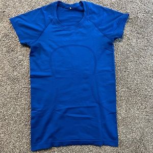 Lululemon swiftly tech short sleeve